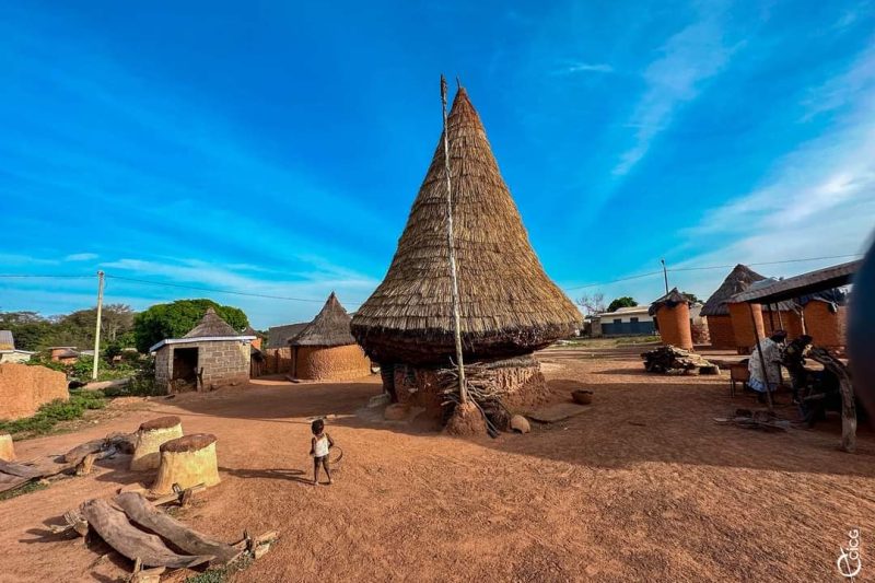 Ivory-coast-village-cote-d-ivoire-village